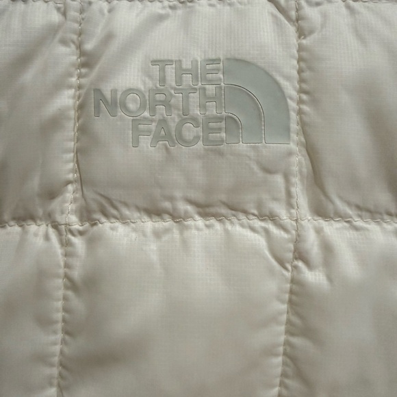 The North Face Women's Gardenia White Slim Fit Jacket SZ 3X - Picture 6 of 7